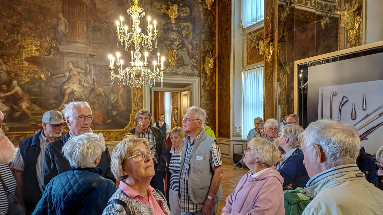 20250823 11 Schloss Moritzburg mit Ledertapeten
